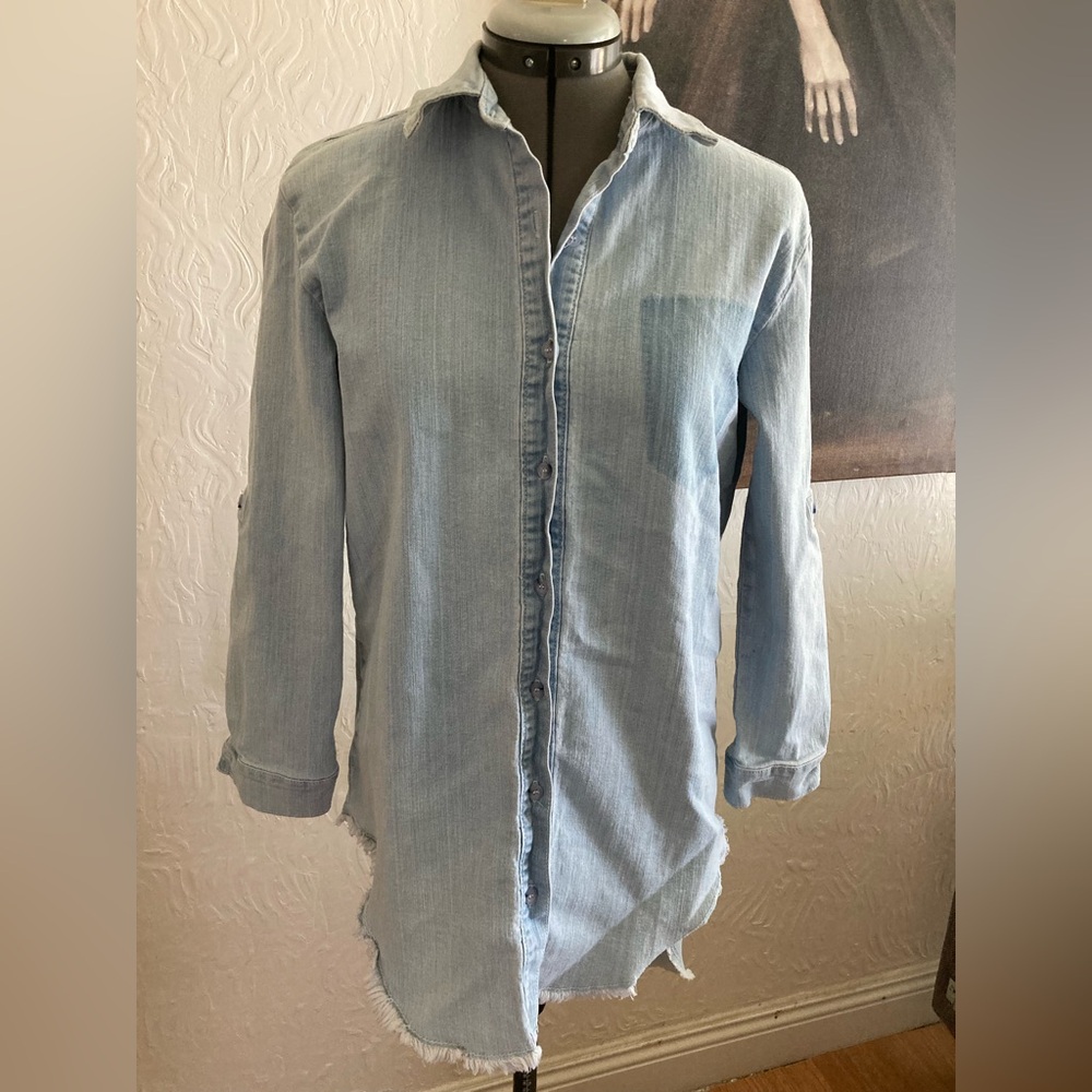 🔥 American Bazi Light Blue high low Denim button down jacket Shirt size M